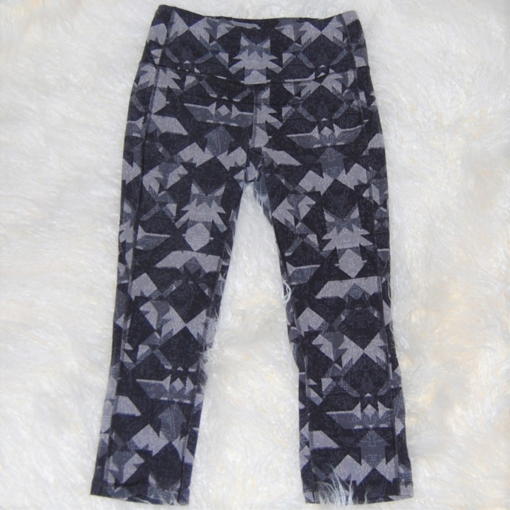 Lucy Yoga Capris